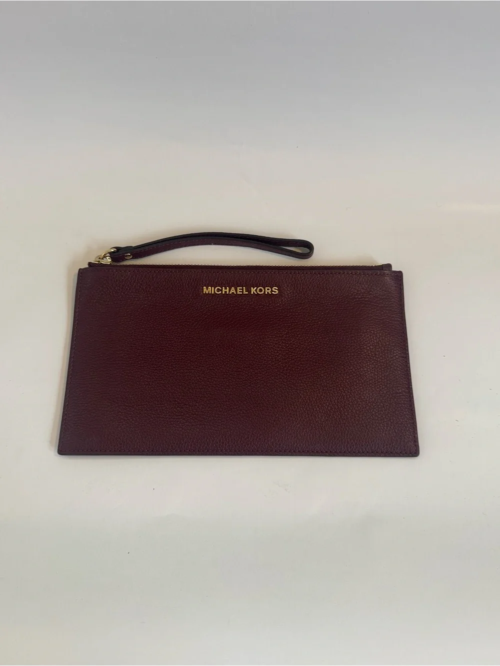 Michael Kors Women’s Jet Set Travel Burgundy Leather Wristlet with Gold Logo - Picture 1 of 9